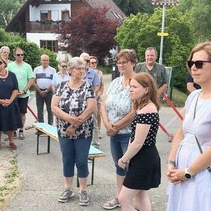 Maiandacht beim neu renovierten Bildstock zum Hl. Antonius