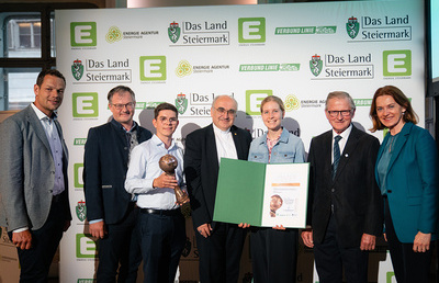 (v.l.n.r.) Team der Diözese Graz Seckau: Wolfgang Pucher, Martin Halmer, Felix Grubholz, Diözesanbischof Wilhelm Krautwaschl, Veronika Kirbisser, Josef Niederl mit Rubrikpatin Landesrätin Simone Schmiedtbauer