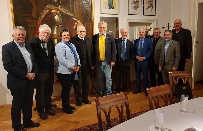 KK V. l. n. r. Erich Hohl, Josef Wilhelm, Anna Hollwöger, Heinrich Schnuderl, Andreas Gjecaj, Josef Riegler, Franz Küberl, Johann Feischl, Stefan Kaltenegger, Christian Leibnitz