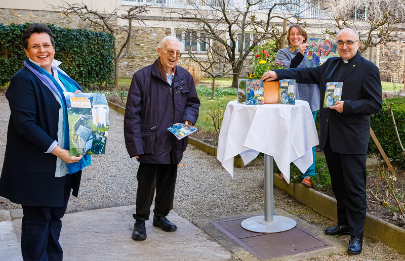Präsentation der Friedhofsbroschüre: Anna Hollwöger, Hans Frühstück, Michaela Ziegler und Bischof Wilhelm Krautwaschl. / SONNTAGSBLATT, Gerd Neuhold